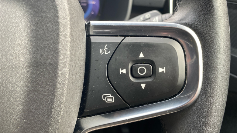 Volvo Xc40 170kW Recharge Plus 69kWh 5dr Auto Electric Estate